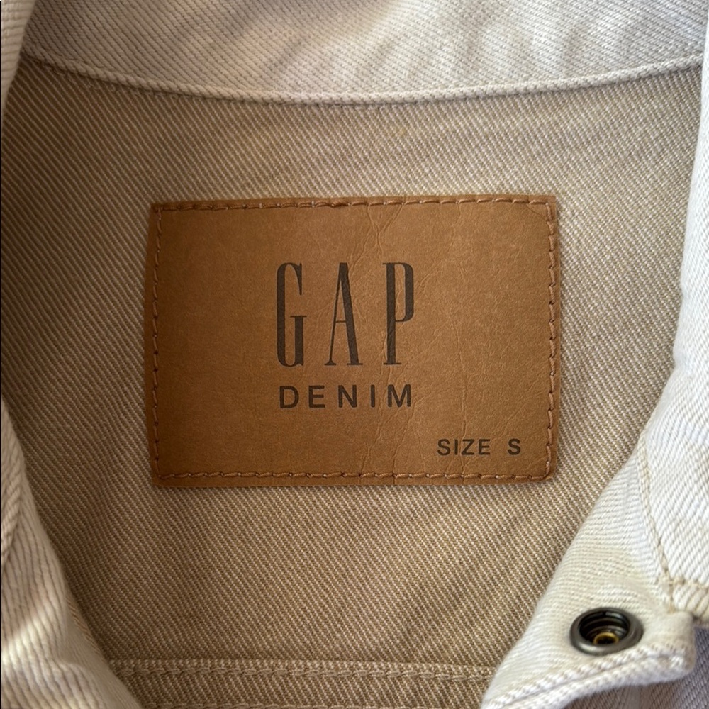 Gap Cream Lightweight Denim Jacket - image 4